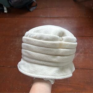 Betmar Cream Fleece Bucket Hat